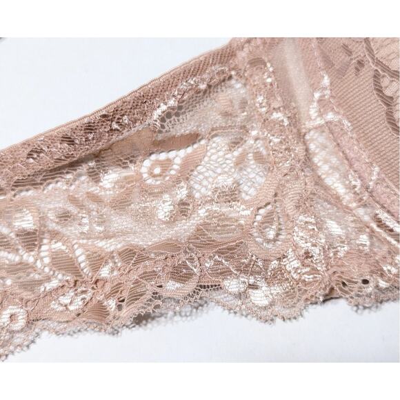 Frederick’s of Hollywood Beatrix Scalloped Lace Push Up Bra Womens Lingerie, 36C - Picture 10 of 11